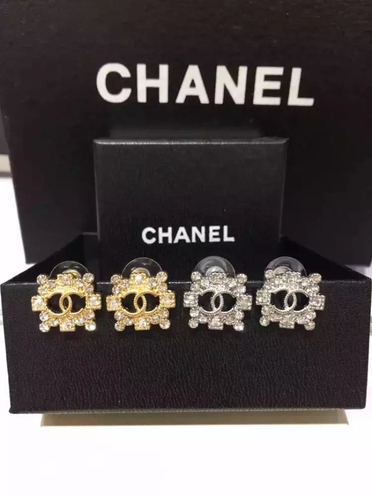 Orecchini Chanel Modello 1084